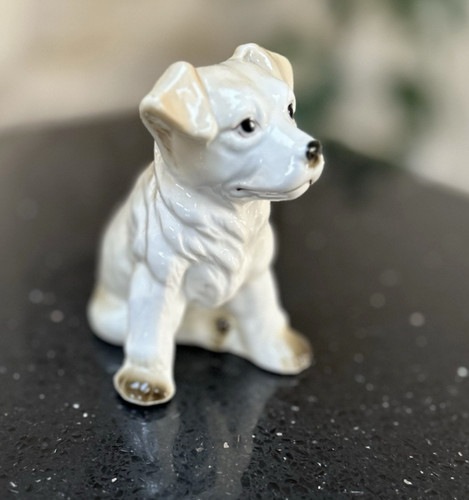 Vintage dog figurine - , believed