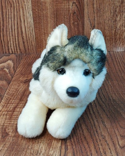 Phoenix the wolf - the,
